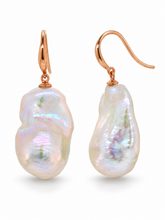 Load image into Gallery viewer, 9ct Rose Gold White Freshwater Baroque Pearl Earrings. J580
