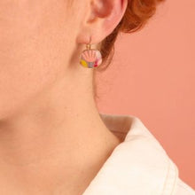 Load image into Gallery viewer, Taratata Plume Earrings. 11703-20M
