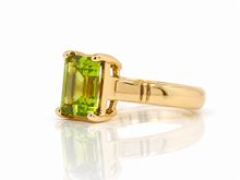 Load image into Gallery viewer, 9ct Yellow Gold Emerald-cut Peridot Ring. GA-563
