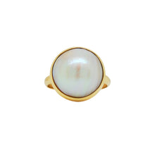 Load image into Gallery viewer, 9ct Yellow Gold Mabe Pearl Ring. GA-491
