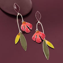 Load image into Gallery viewer, Taratata Borneo Stud Earrings. 01908-10M
