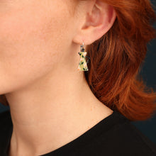 Load image into Gallery viewer, Taratata Chicoree Earrings. 02711-10M
