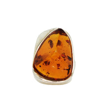 Load image into Gallery viewer, Sterling Silver Baltic Amber Ring. HEN96
