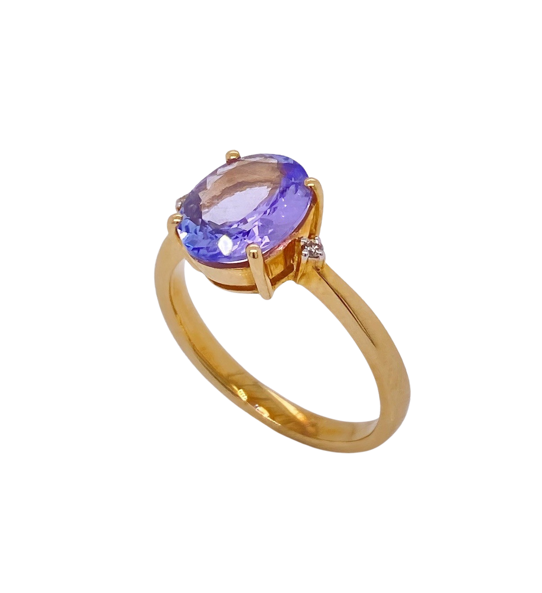 9ct Yellow Gold Tanzanite and Diamond Ring. CYR1905