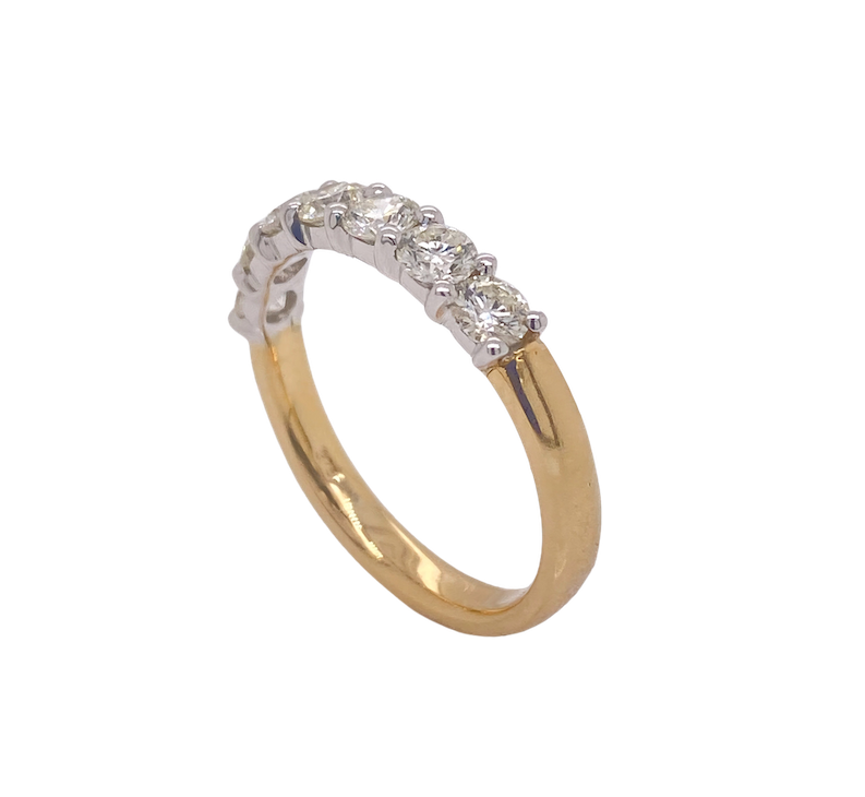 9ct White and Yellow Gold Diamond Ring. CYR1649