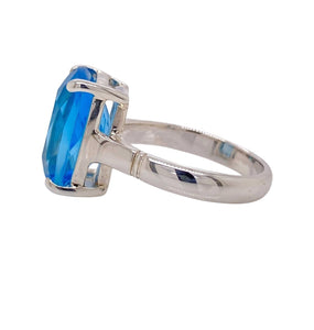 Sterling Silver Blue Topaz Ring. GA-408