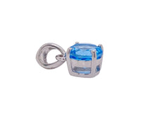 Load image into Gallery viewer, Sterling Silver Blue Topaz Pendant. YS17
