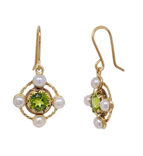 Load image into Gallery viewer, 9ct Yellow Gold Peridot Freshwater Pearl Sandrine Earrings. J493P
