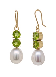 9ct Yellow Gold Peridot and Freshwater Pearl Mimi Earrings. J497PP