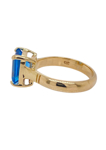 9Ct Yellow Gold Blue Topaz Ring. GA-432