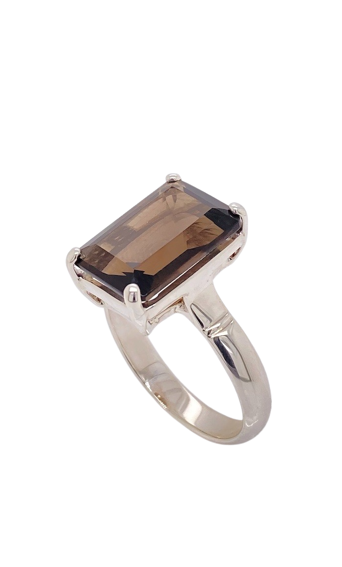 Sterling Silver Smokey Quartz Ring. GA-447