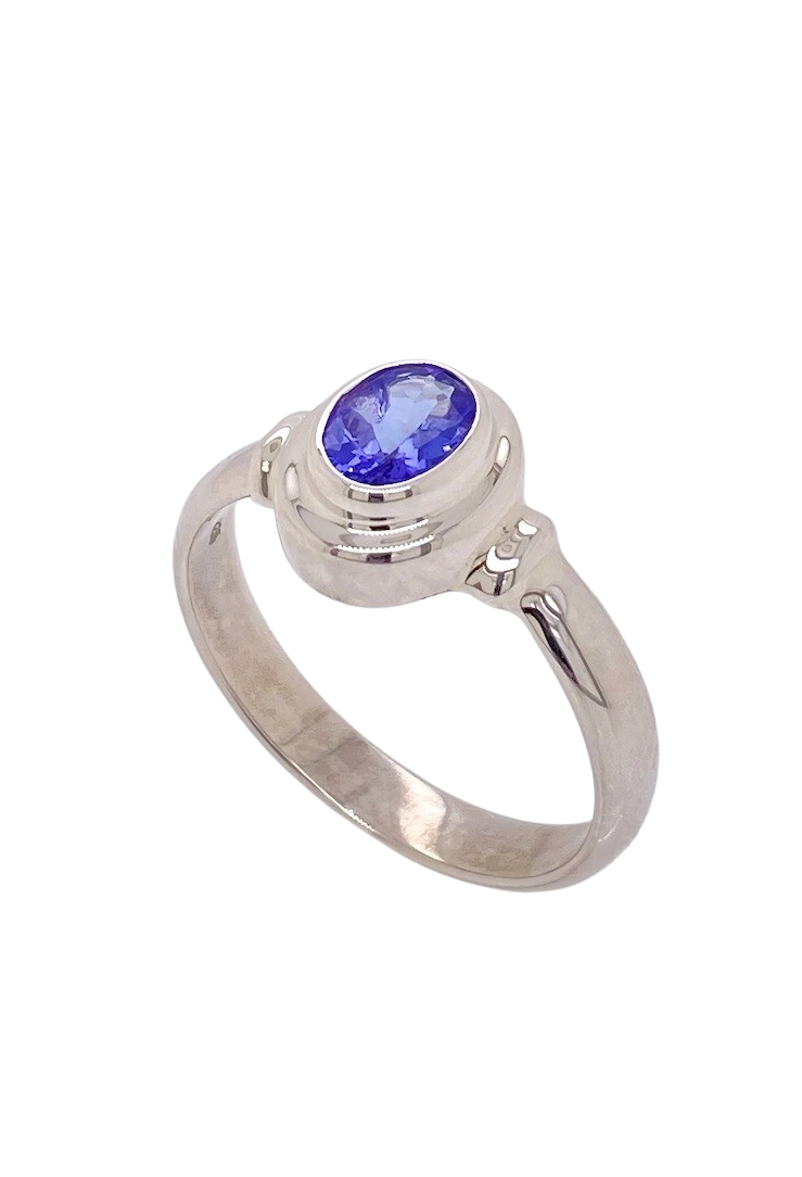 Sterling Silver Tanzanite Ring. GA-452