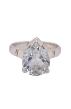 Load image into Gallery viewer, Sterling Silver White Topaz Ring. GA-444
