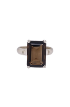 Load image into Gallery viewer, Sterling Silver Smokey Quartz Ring. GA-447
