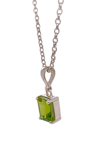 Sterling Silver Peridot Pendant. GA-457