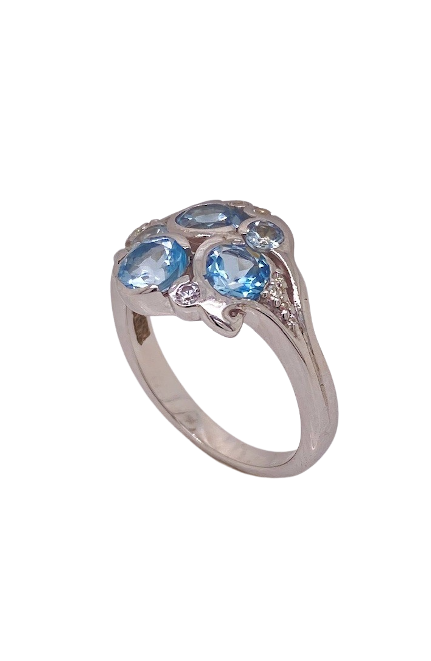 Sterling Silver Blue Topaz Ring. HIM115