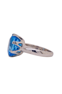 Sterling Silver Swiss Blue Topaz Ring. HIM72