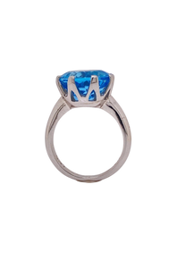 Sterling Silver Swiss Blue Topaz Ring. HIM72
