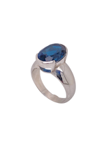 Load image into Gallery viewer, Sterling Silver London Blue Topaz Ring. HIM71
