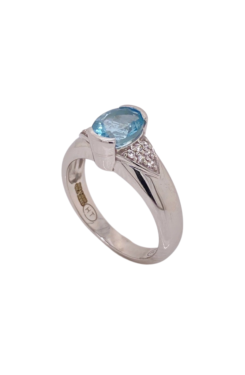 Sterling Silver Aquamarine and Cubic Zirconia Ring. HIM31