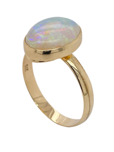 9Ct Yellow Gold Opal Ring. GA-325