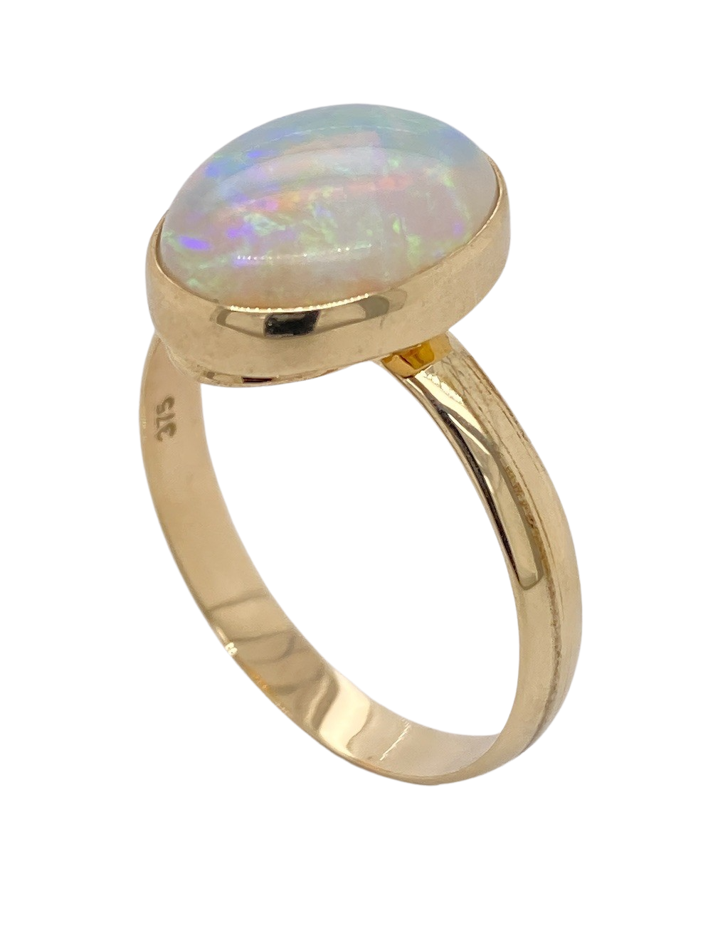 9Ct Yellow Gold Opal Ring. GA-325