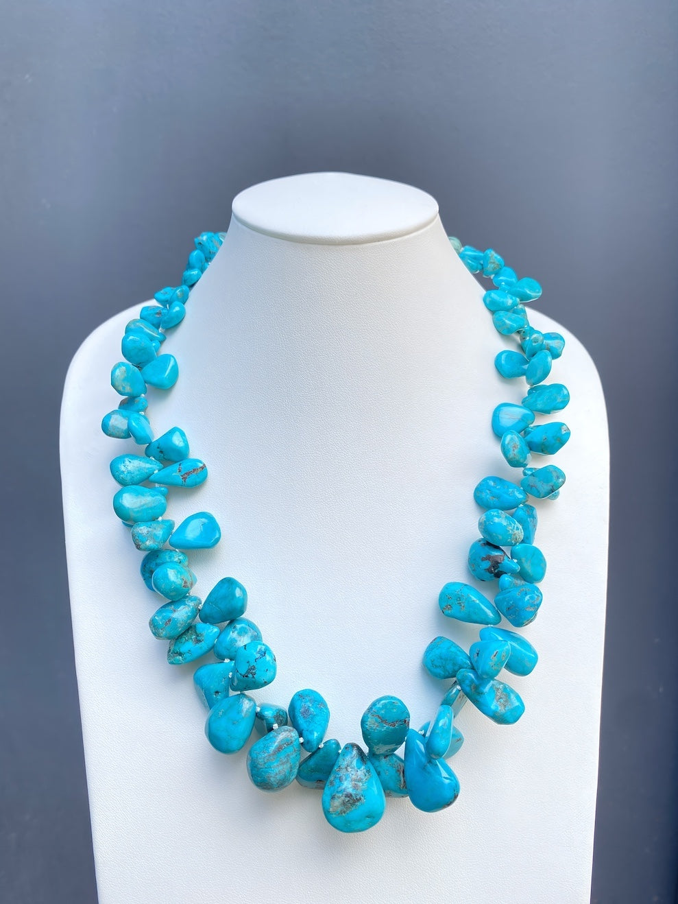 Sterling Silver Turquoise Beaded Necklace. J244