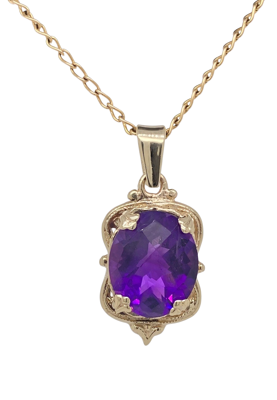 9Ct Yellow Gold Amethyst Victorian Pendant. J359PA