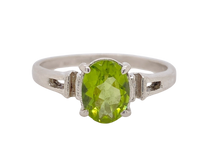 Load image into Gallery viewer, Sterling Silver and Gemstone Manhatten Ring J40
