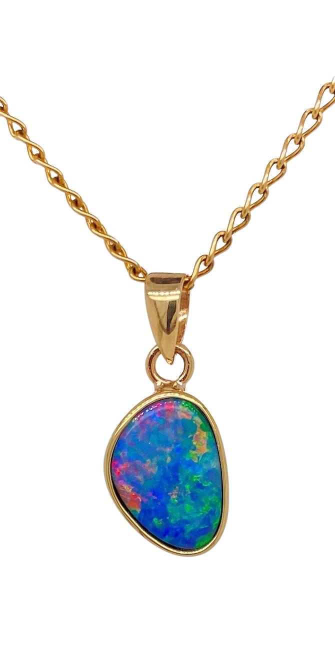 14ct Yellow Gold Opal Pendant. ANT4