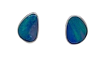 Load image into Gallery viewer, Sterling Silver Opal Stud Earrings. ANT11
