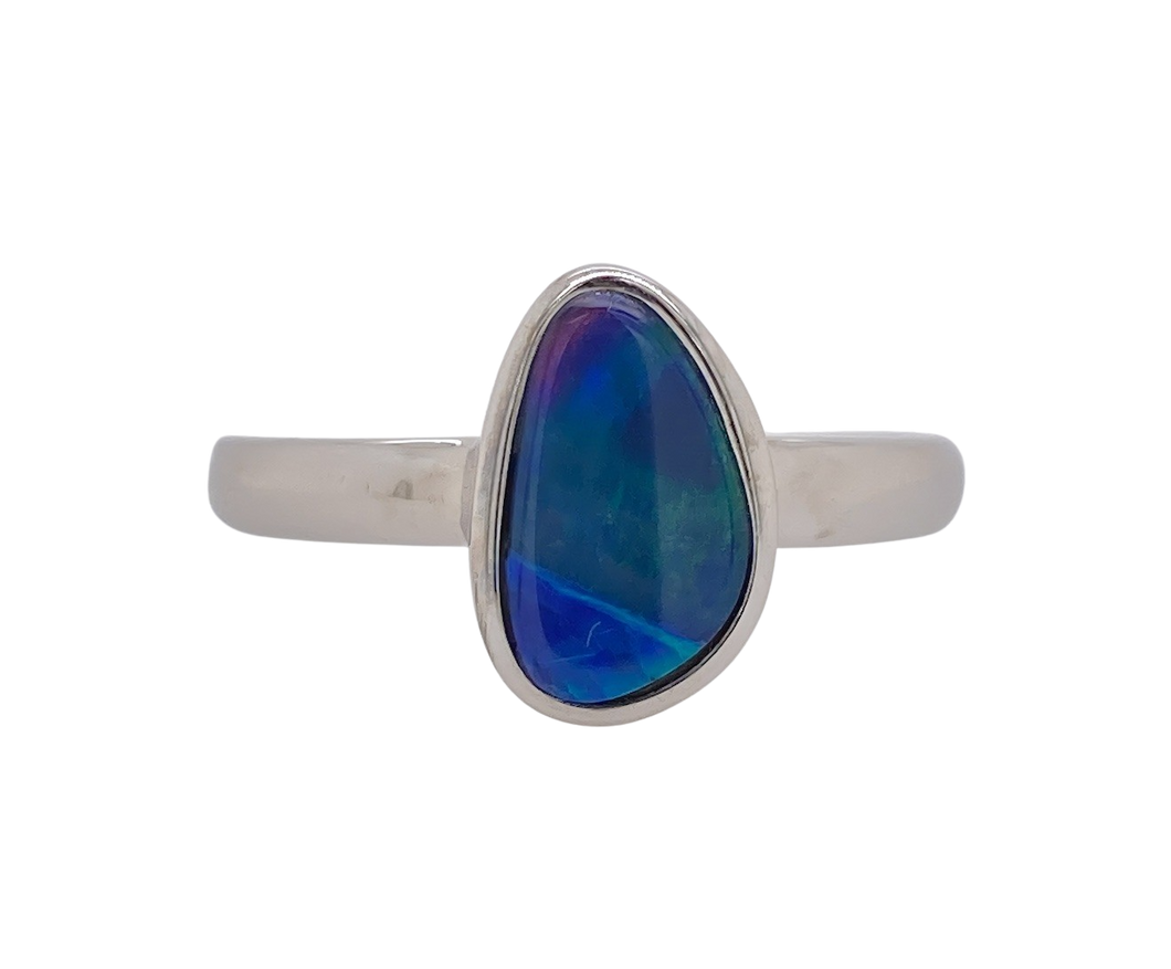 Sterling Silver Opal Ring. ANT15