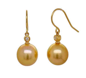 18ct Yellow Gold South Sea Pearl and Diamond Earrings. EP1