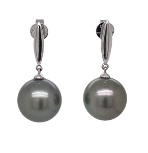 18ct White Gold Tahitian Pearl Stud Earrings. EP3