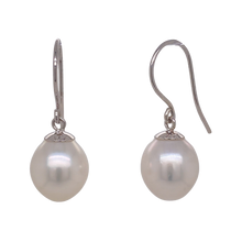 Load image into Gallery viewer, 9ct White Gold South Sea Pearl Earrings. EP7
