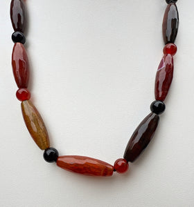 Sterling Silver Agate necklace. JA1