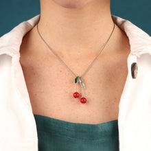 Load image into Gallery viewer, Taratata Cerise Necklace. 02102-103
