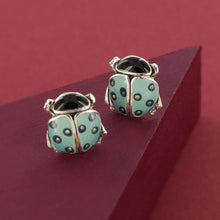Load image into Gallery viewer, Taratata Cox Stud Earrings. 04913-104
