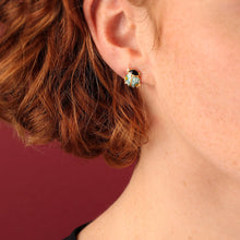Load image into Gallery viewer, Taratata Cox Stud Earrings. 04913-207
