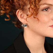 Load image into Gallery viewer, Taratata Pâquerette Earrings. 03712-102
