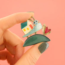 Load image into Gallery viewer, Taratata Sweet Home Brooch. 04205-30M
