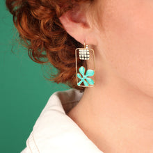 Load image into Gallery viewer, Taratata Arty Earrings. 05750-20M
