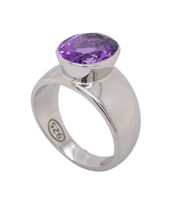 Aquamarine and 2025 amethyst ring