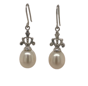 Sterling Silver and Pearl Xanadu Earrings J355