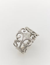 Load image into Gallery viewer, Sterling Silver Anna Ring J15
