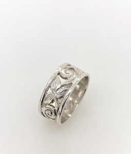 Sterling Silver Cut Out Floral Ring J75
