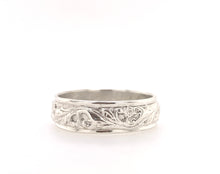 Load image into Gallery viewer, Sterling Silver Cornwall Ring J63
