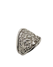 Load image into Gallery viewer, Sterling Silver Telopea Ring J390
