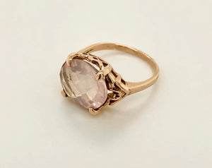 9ct Gold Gemstone Romance Ring J41