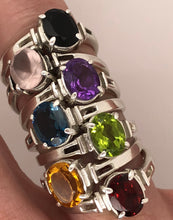 Load image into Gallery viewer, Sterling Silver and Gemstone Manhatten Ring J40
